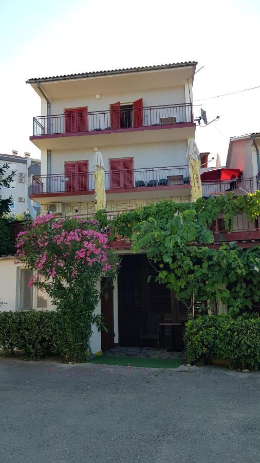 Appartement Katica *